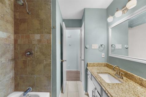 2127 Holt Road Arlington TX 76006