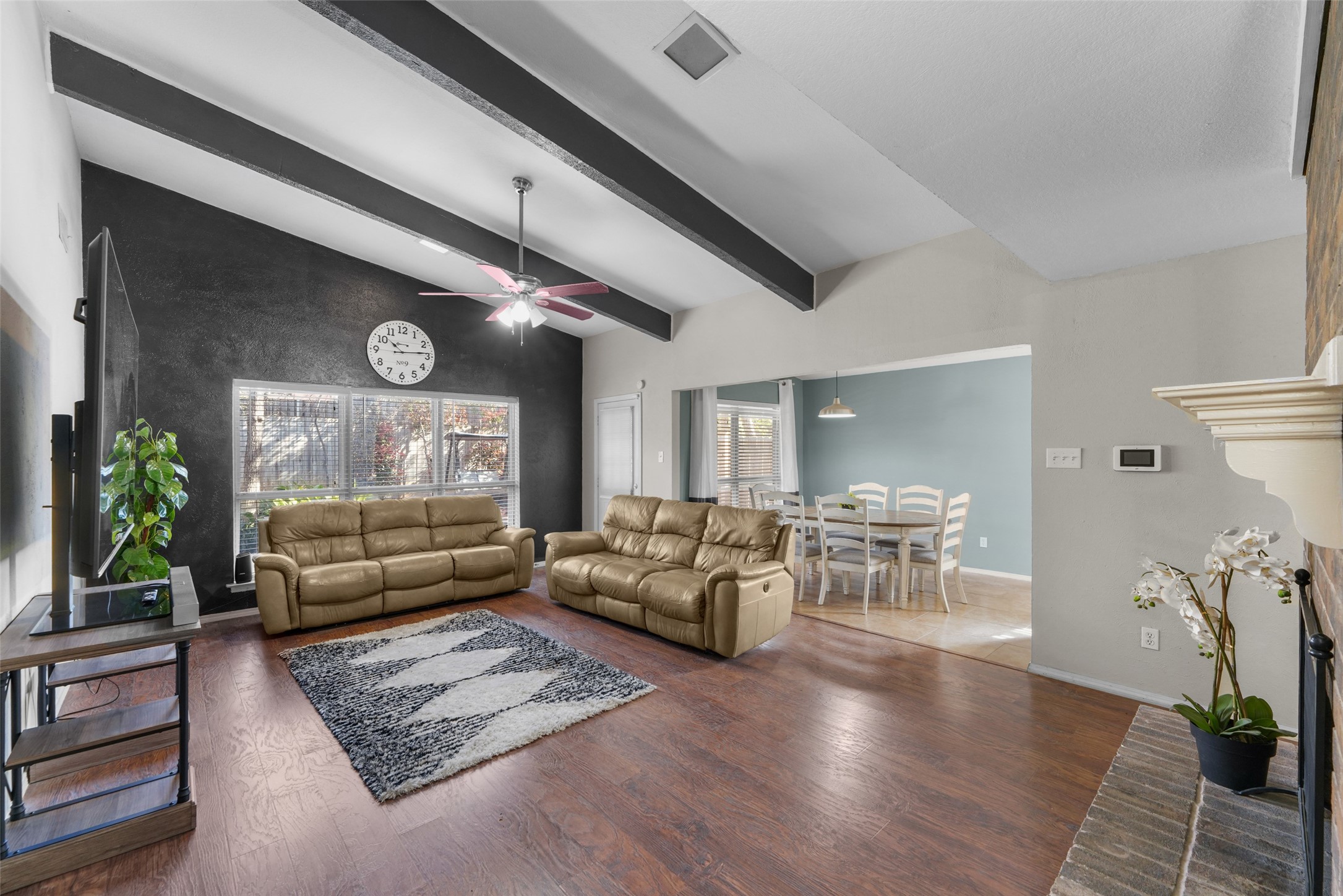 2127 Holt Road Arlington TX 76006