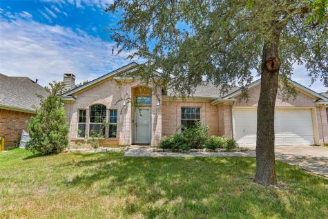 813 Dayspring Drive Denton TX 76210