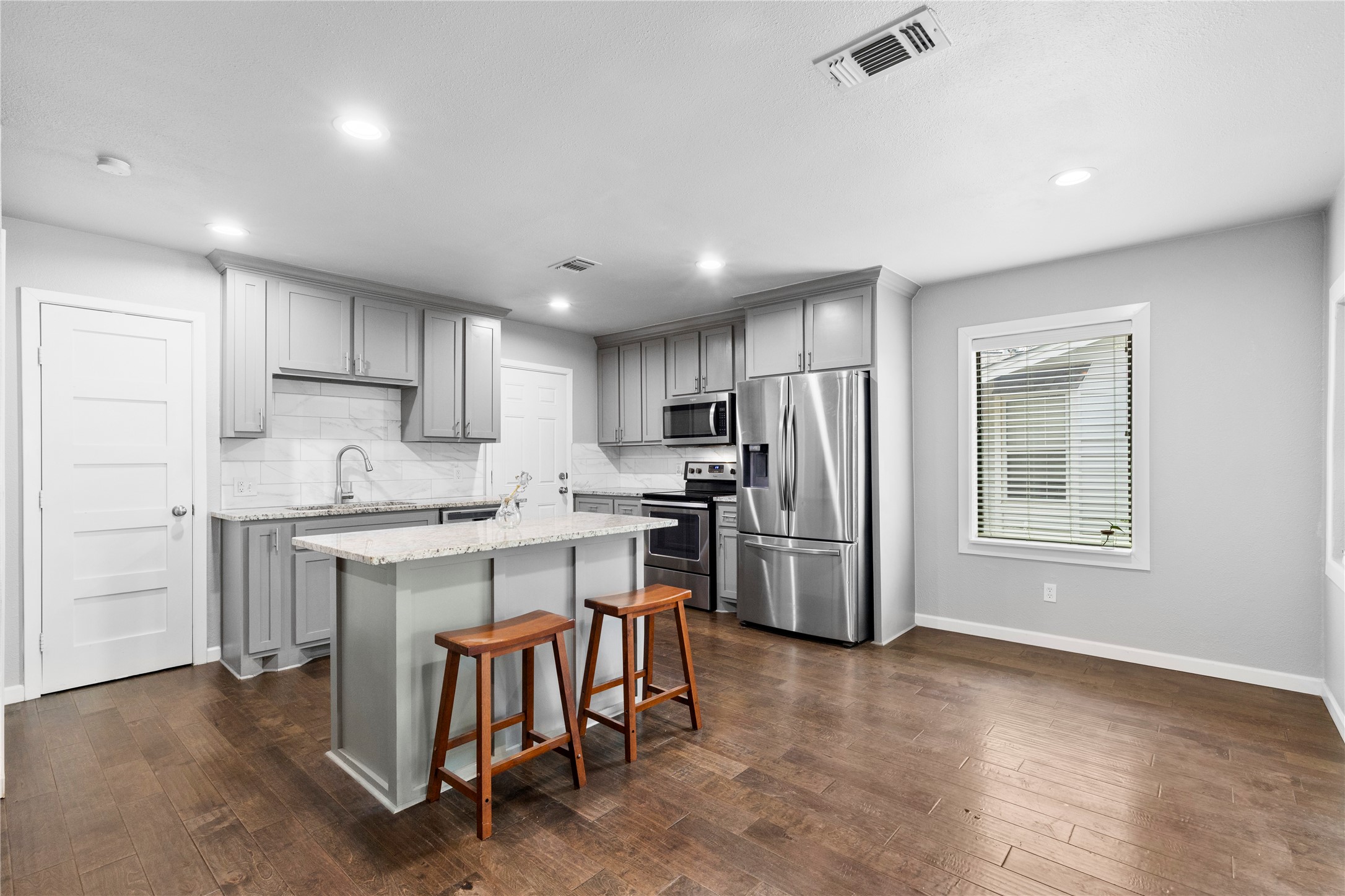 3925 Wind River Court Irving TX 75062