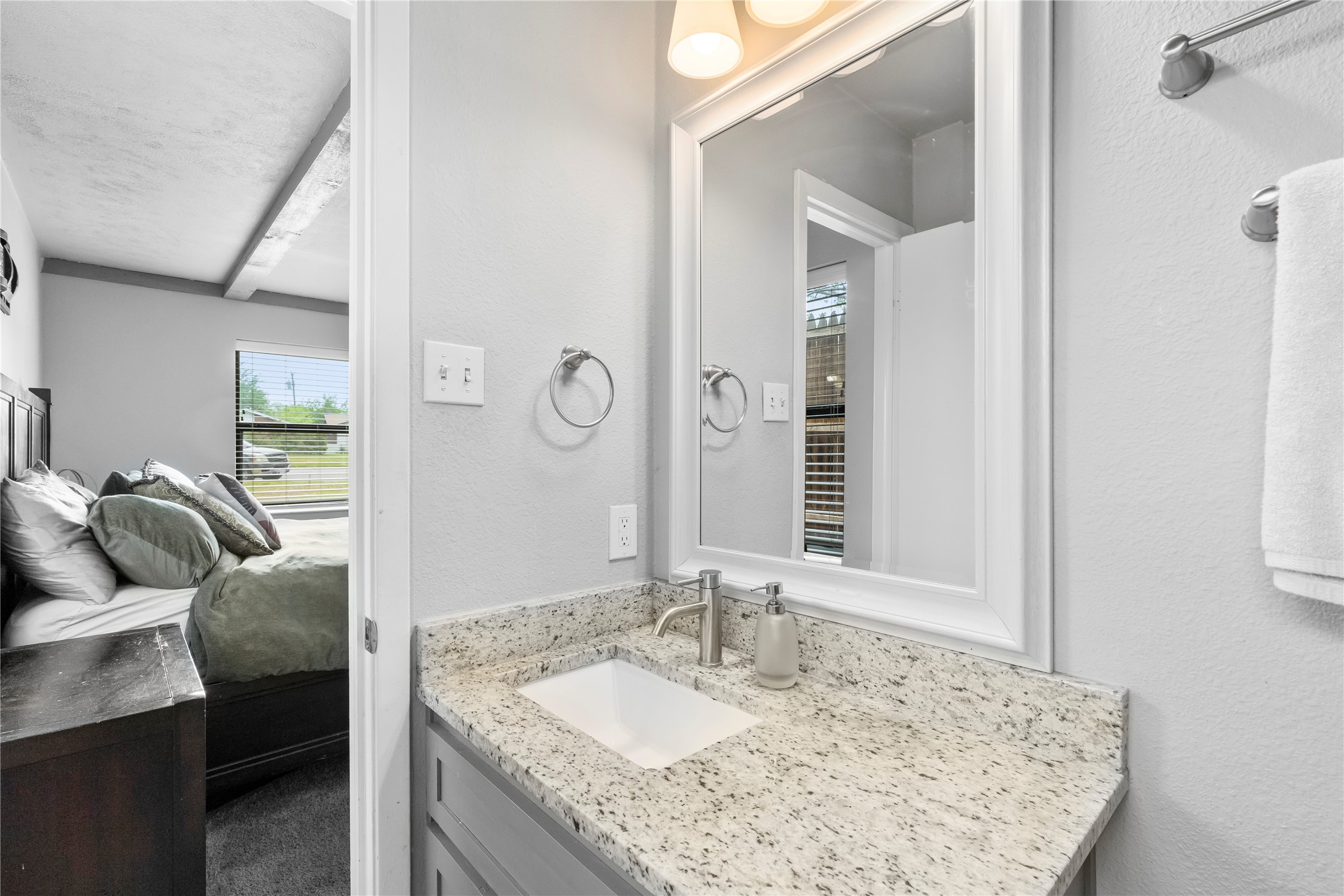 3925 Wind River Court Irving TX 75062
