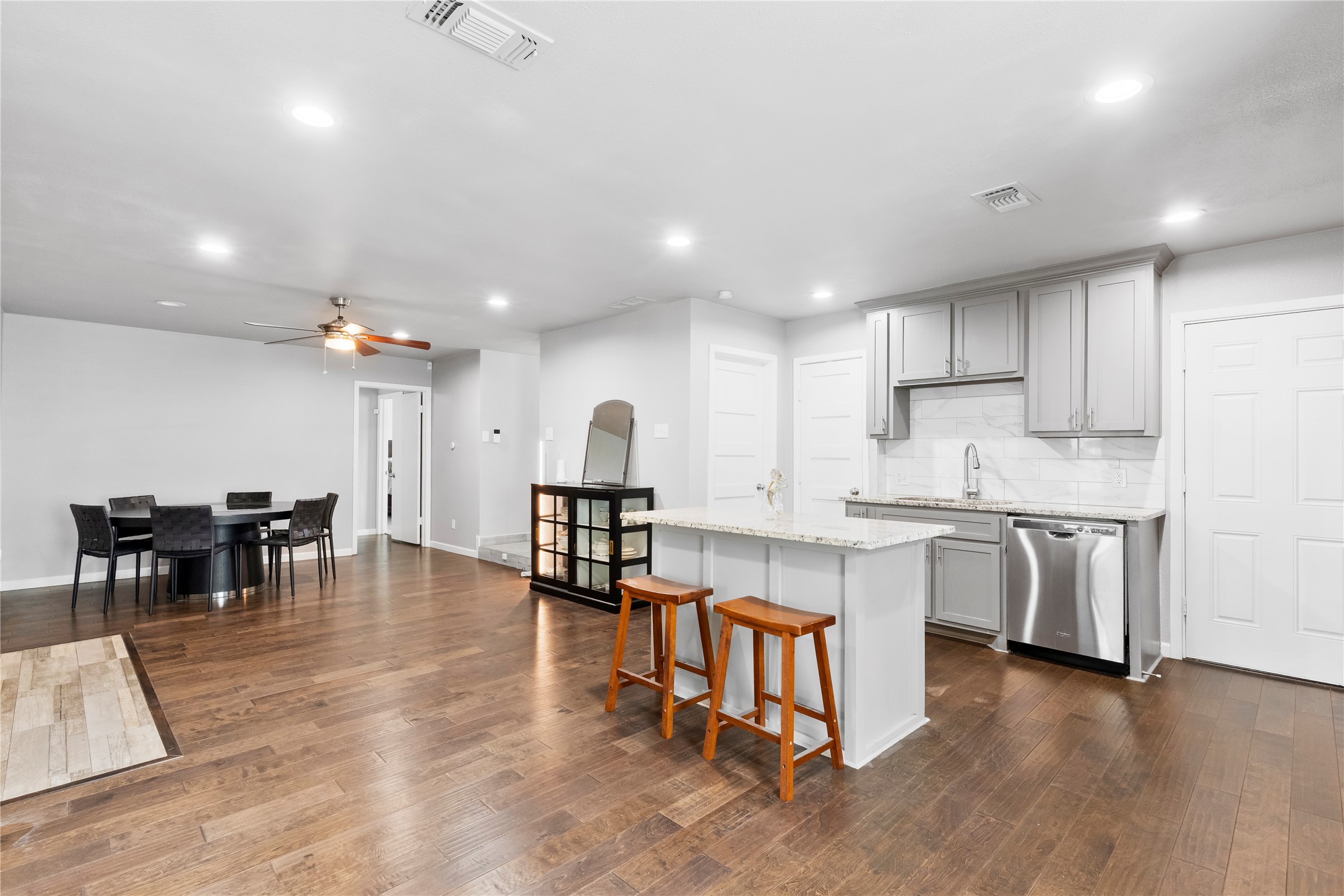 3925 Wind River Court Irving TX 75062