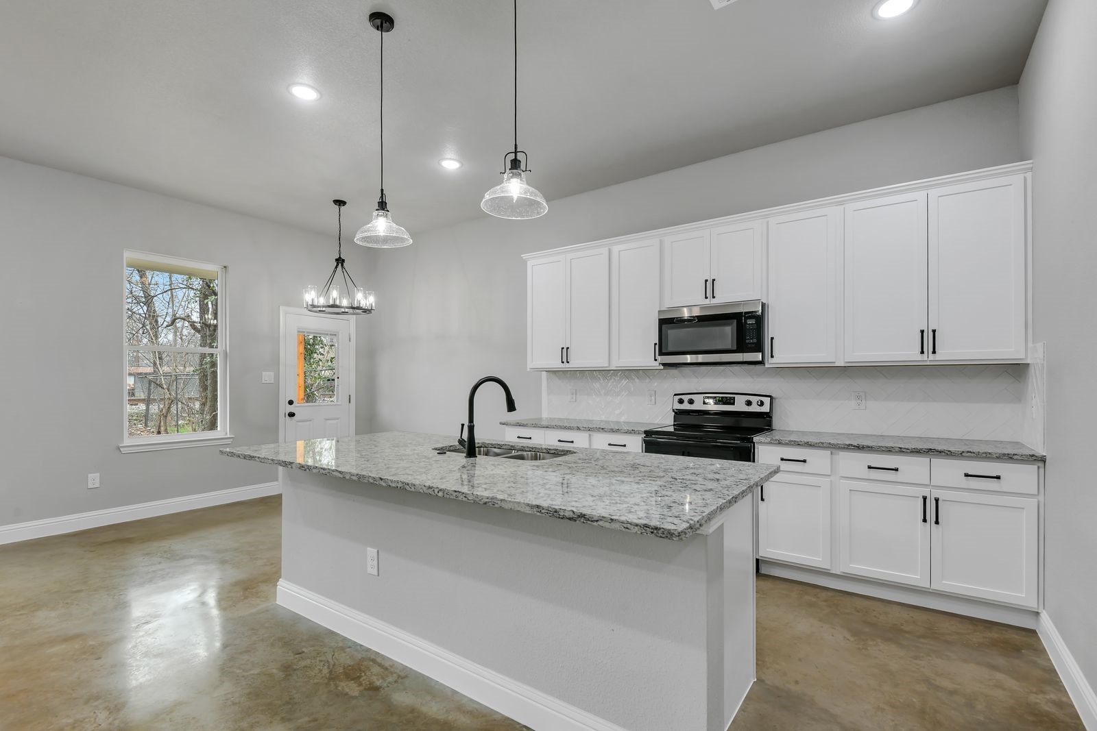607 N Getzendaner Street Waxahachie TX 75165