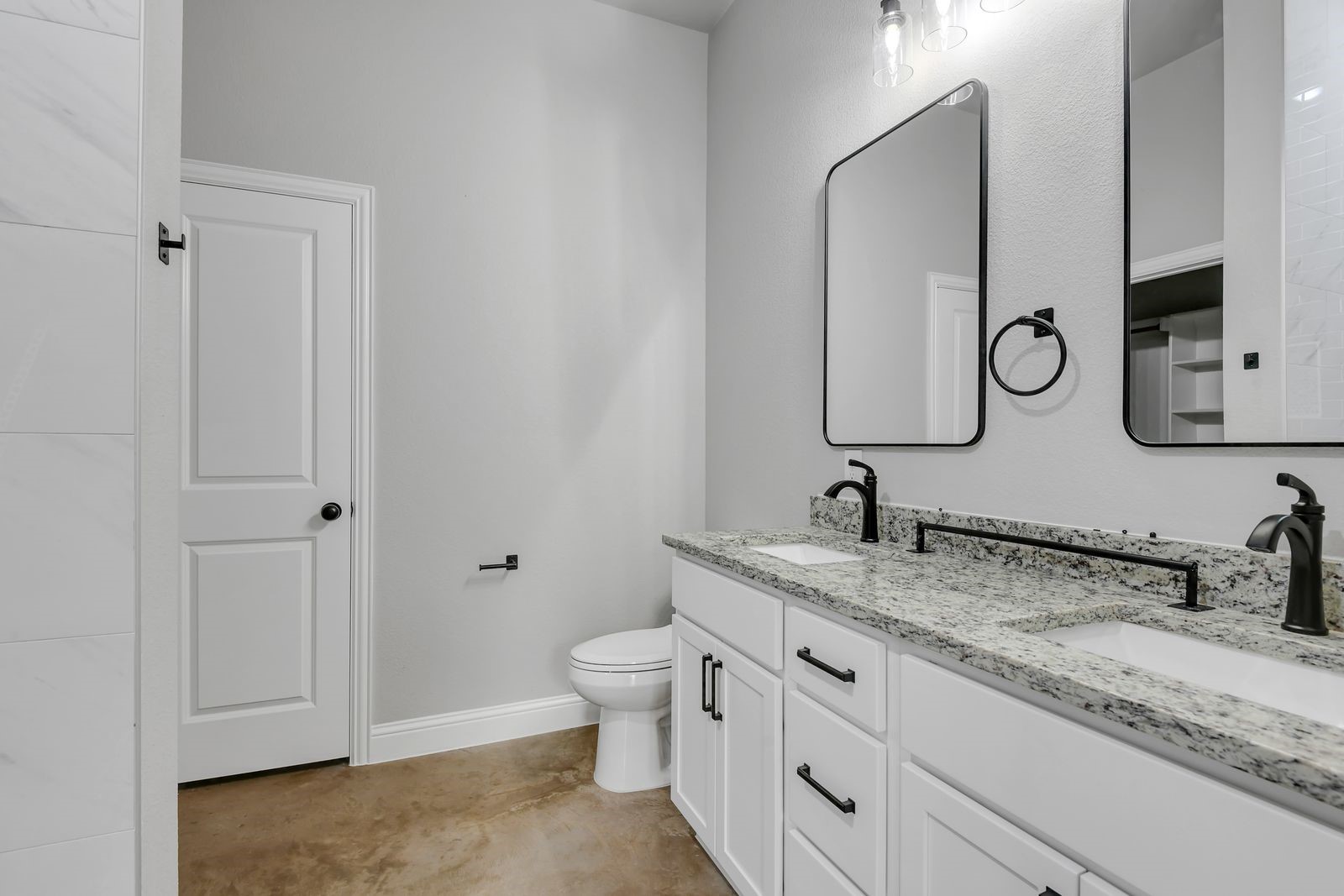 607 N Getzendaner Street Waxahachie TX 75165