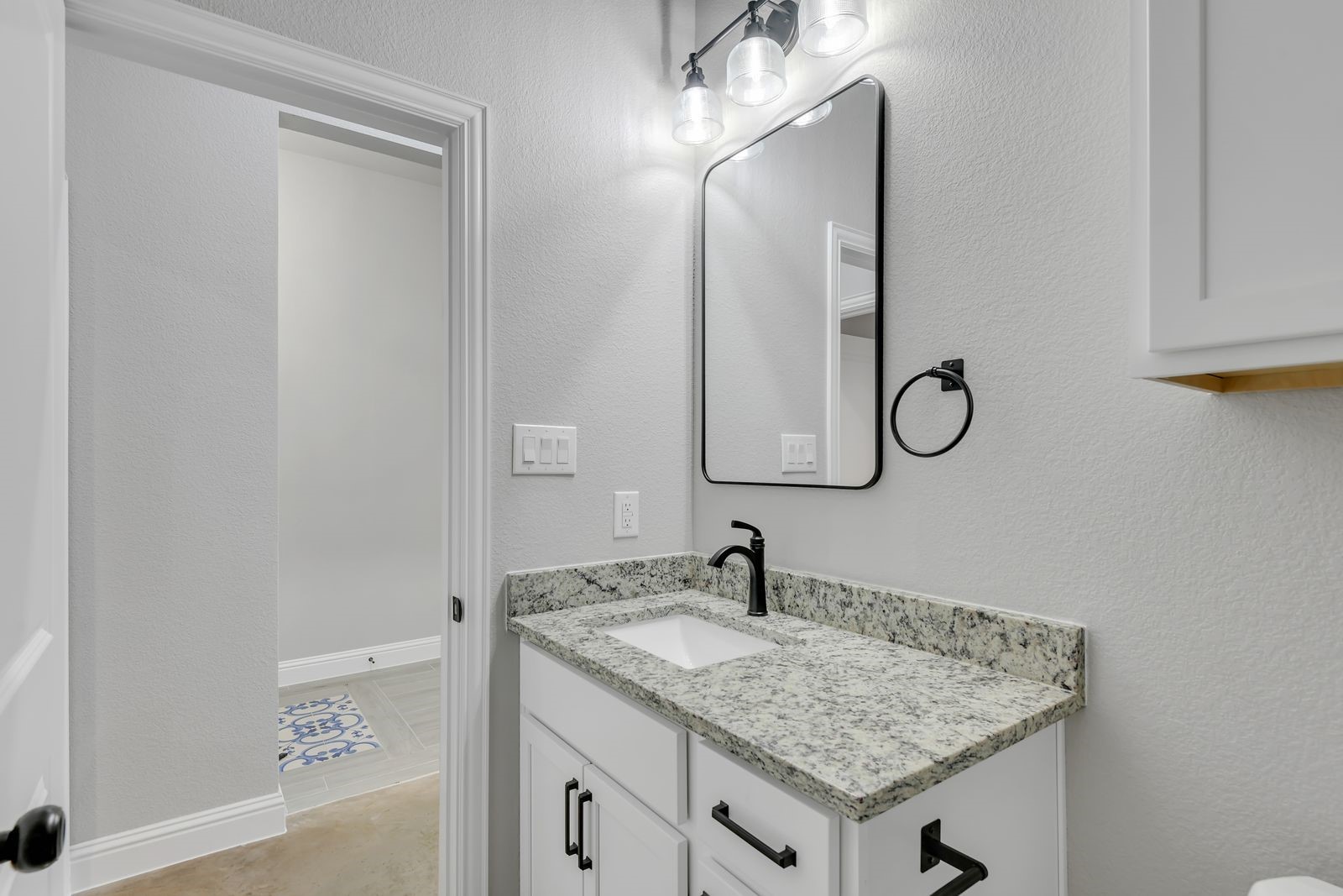 607 N Getzendaner Street Waxahachie TX 75165