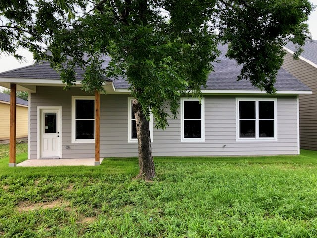 607 N Getzendaner Street Waxahachie TX 75165