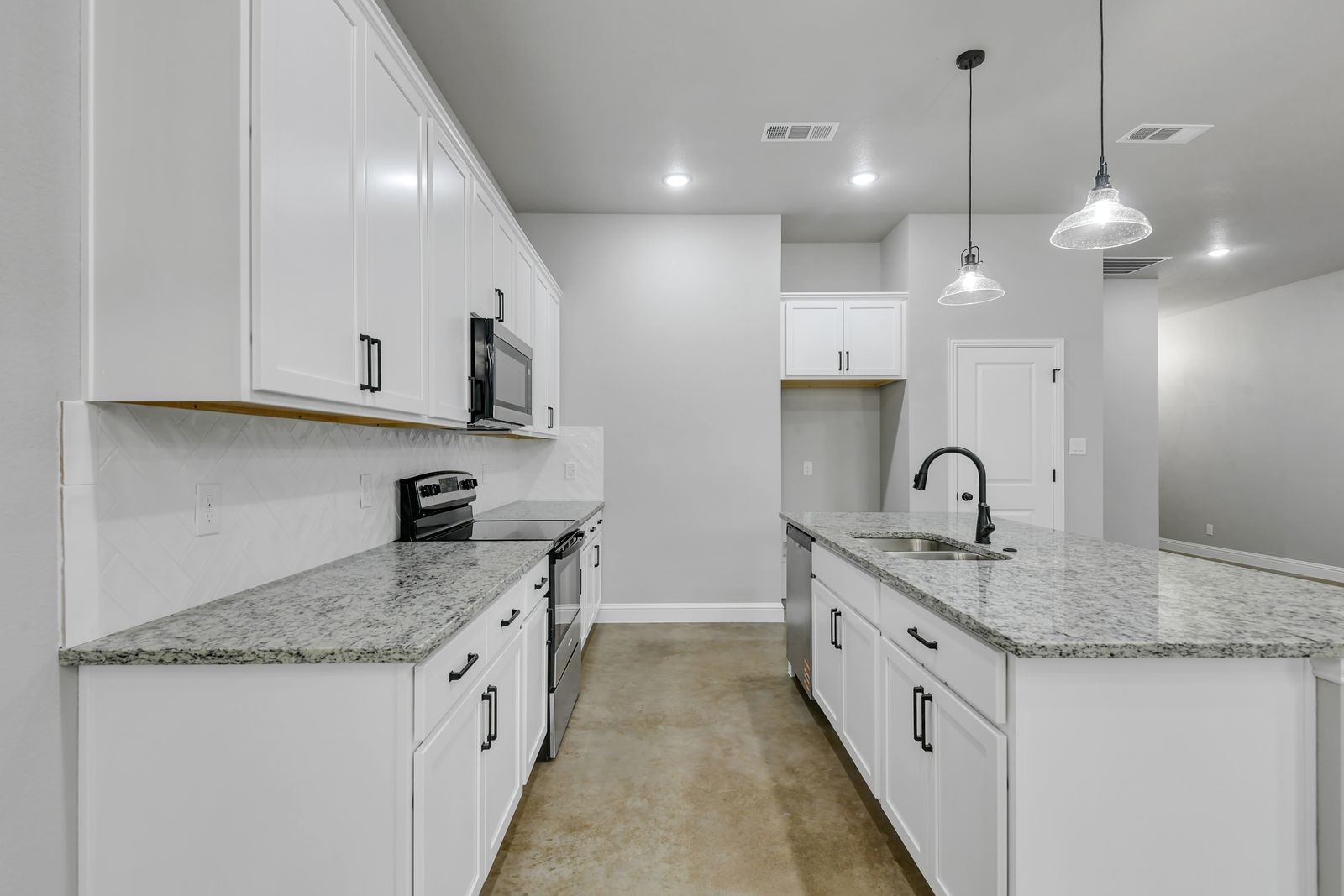 607 N Getzendaner Street Waxahachie TX 75165