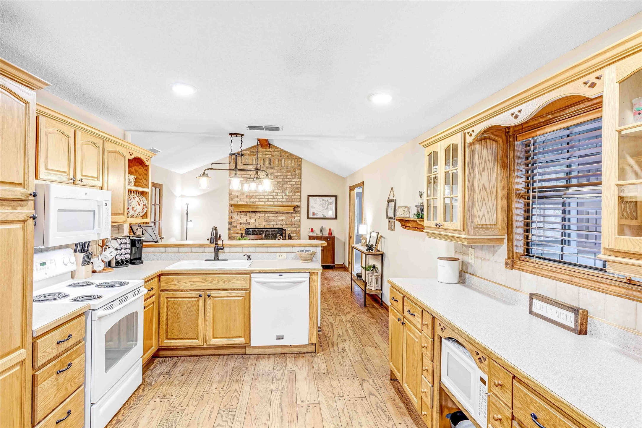 143 Winding Trail Holly Lake Ranch TX 75765