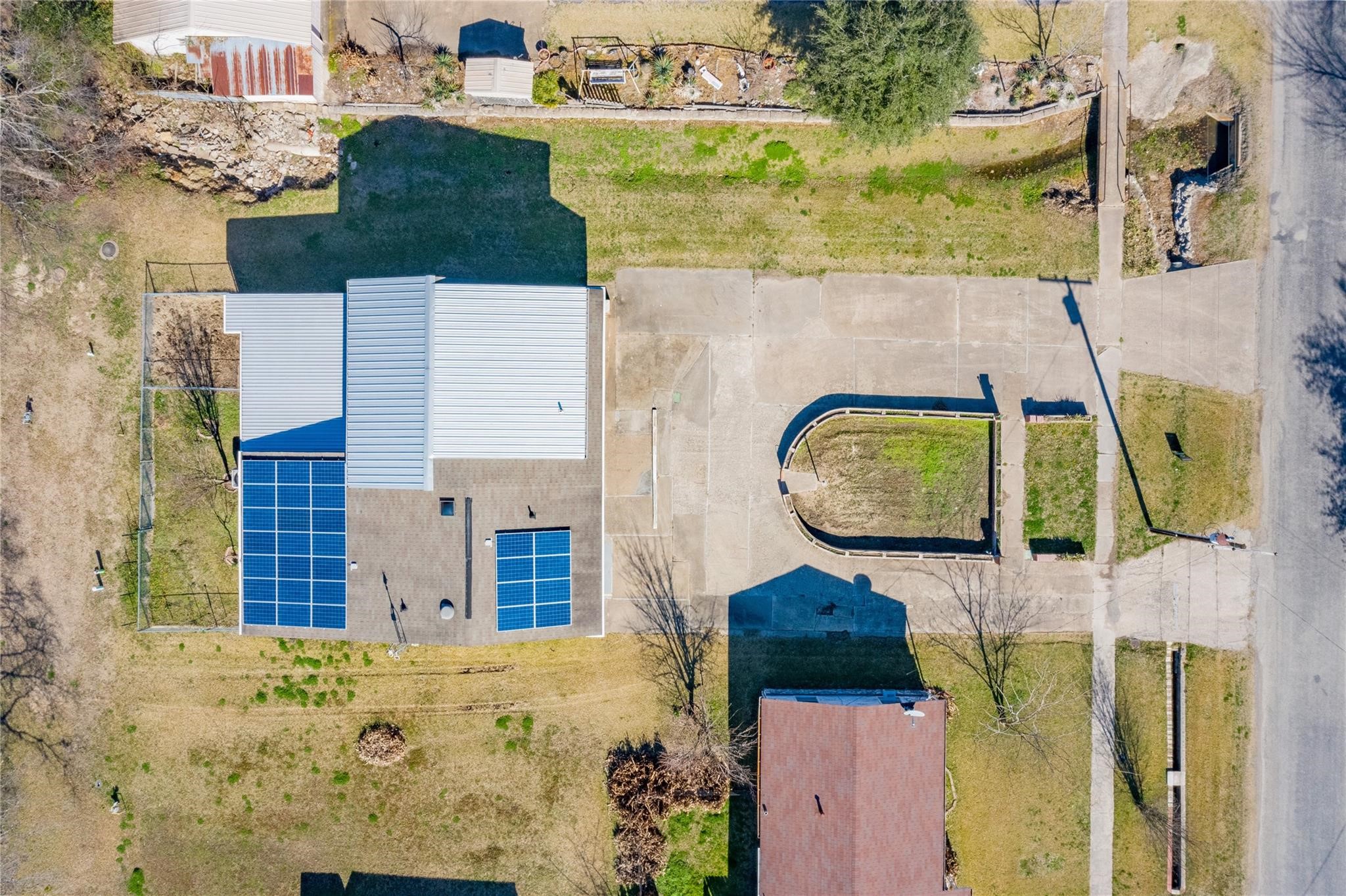 524 S Preston Street Wolfe City TX 75496