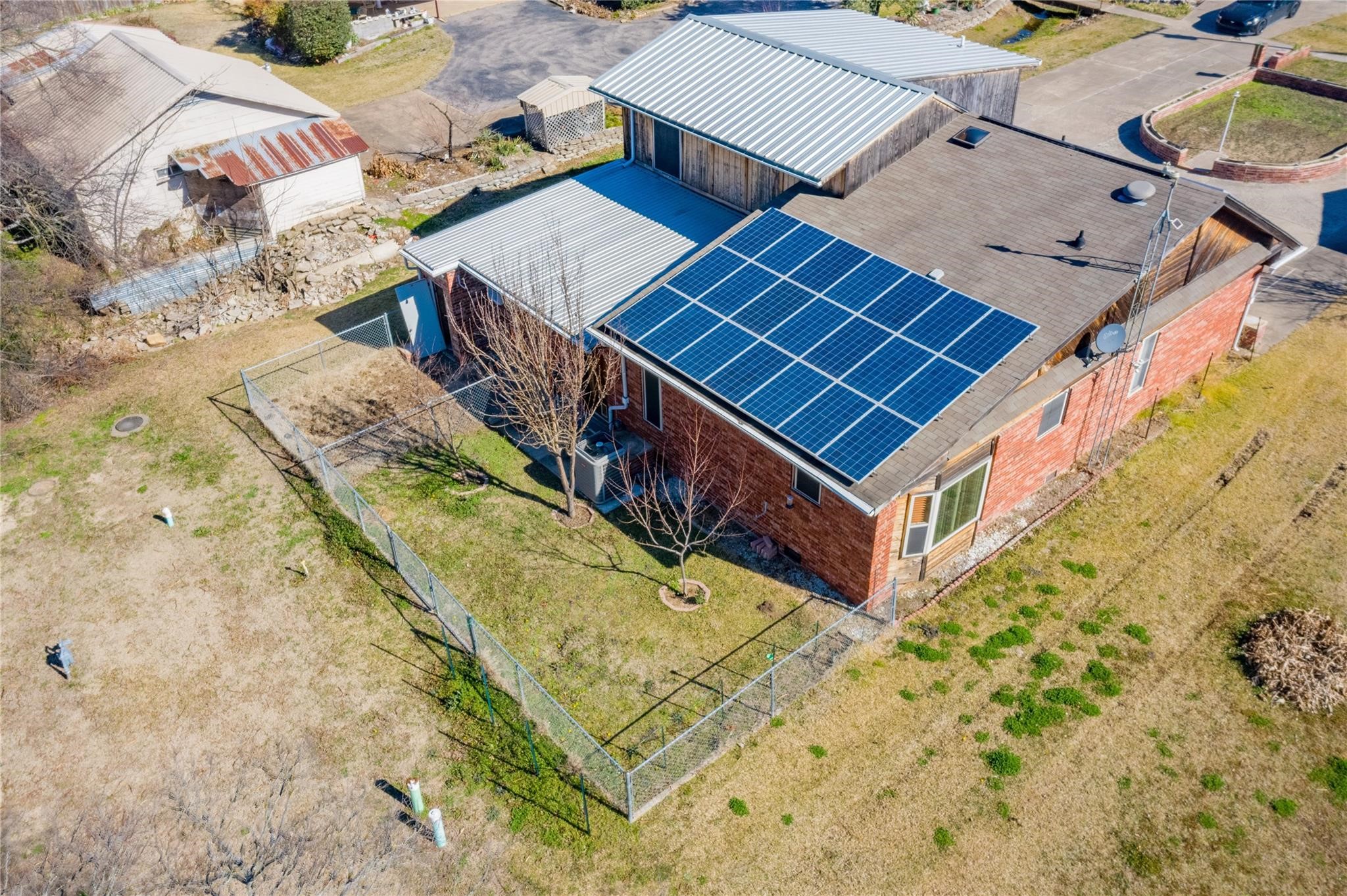 524 S Preston Street Wolfe City TX 75496
