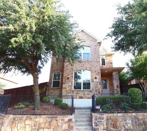 228 Carrington Lane Lewisville TX 75067