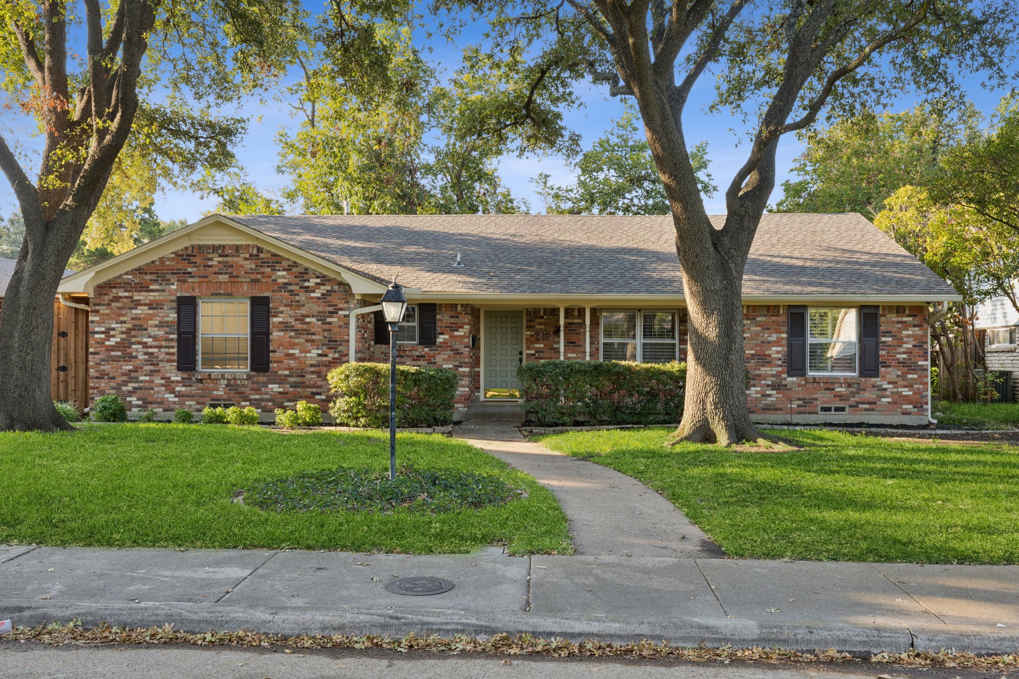 9936 Milltrail Drive Dallas TX 75238