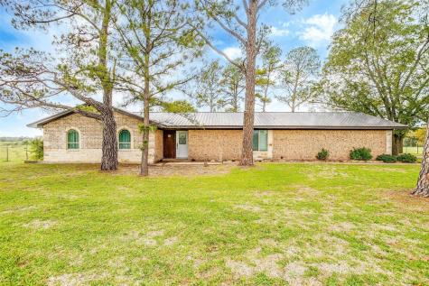 11221 State Highway 171 Covington TX 76636