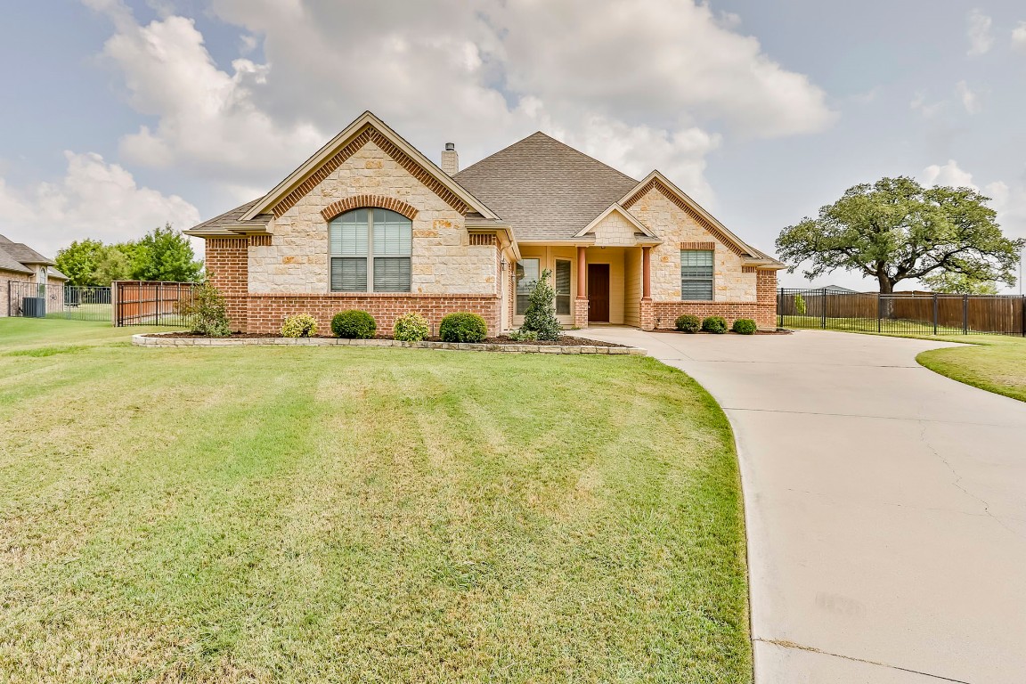 601 Green Pointe Drive Hudson Oaks TX 76087