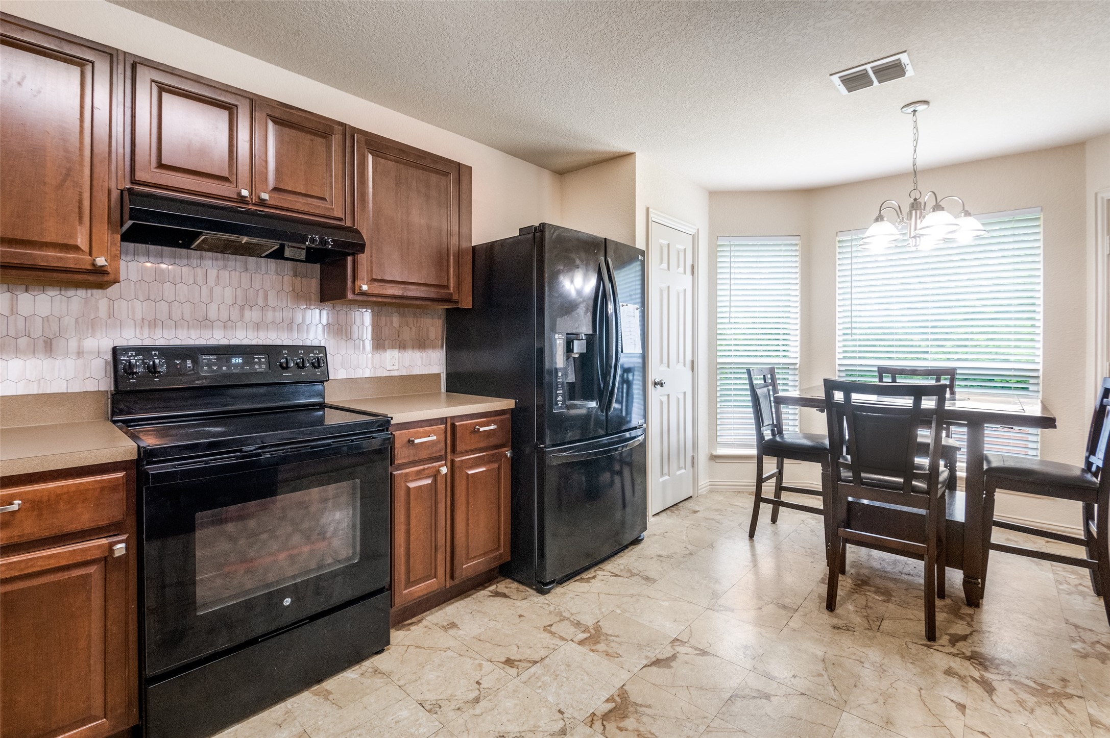 7813 Oak Garden Trail Dallas TX 75232
