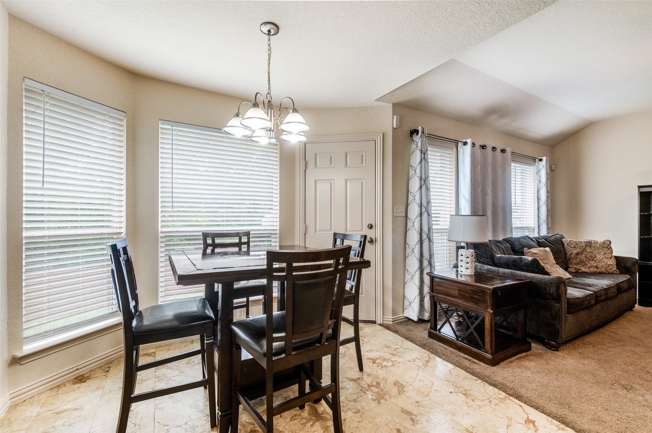 7813 Oak Garden Trail Dallas TX 75232