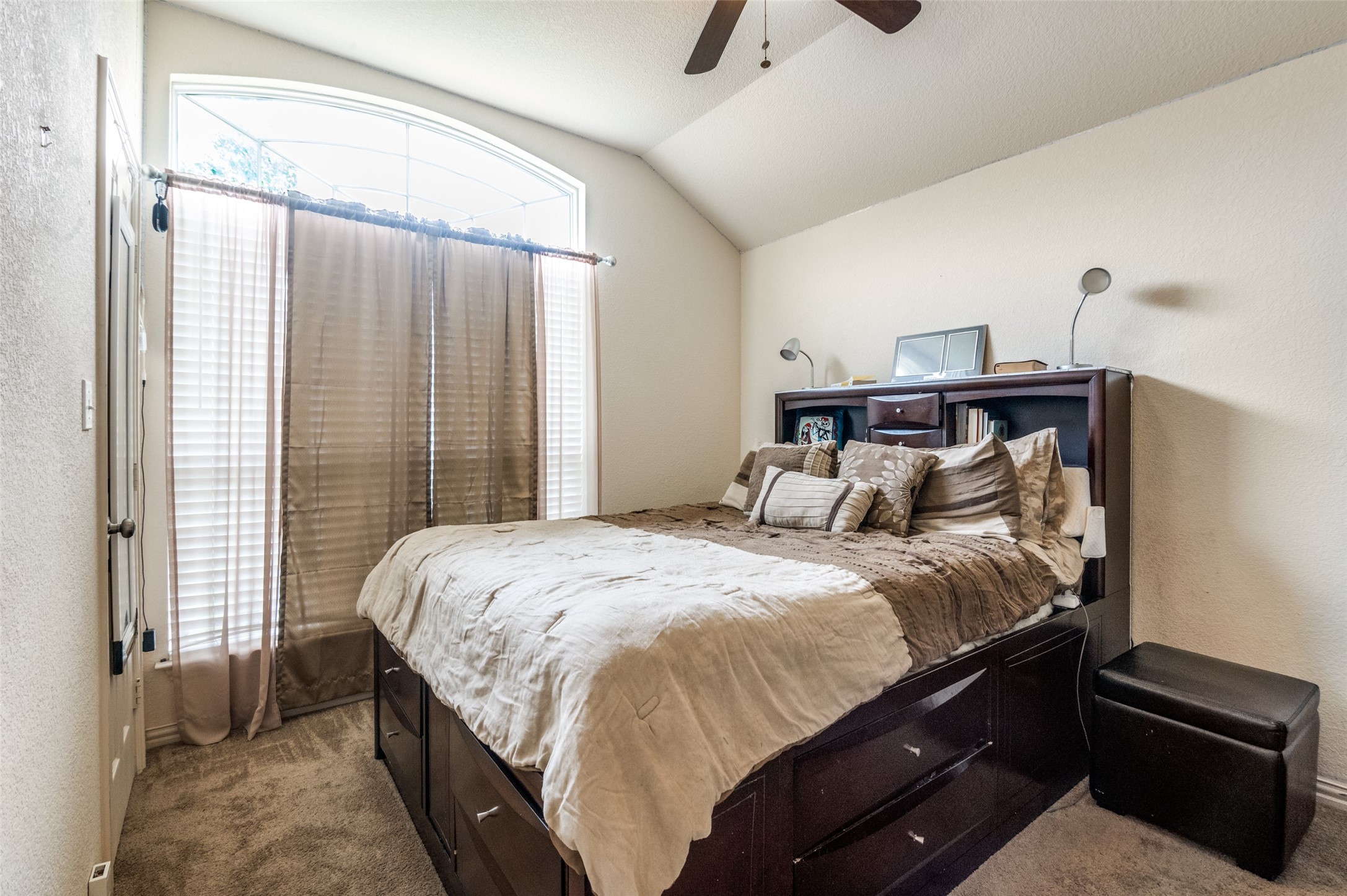 7813 Oak Garden Trail Dallas TX 75232