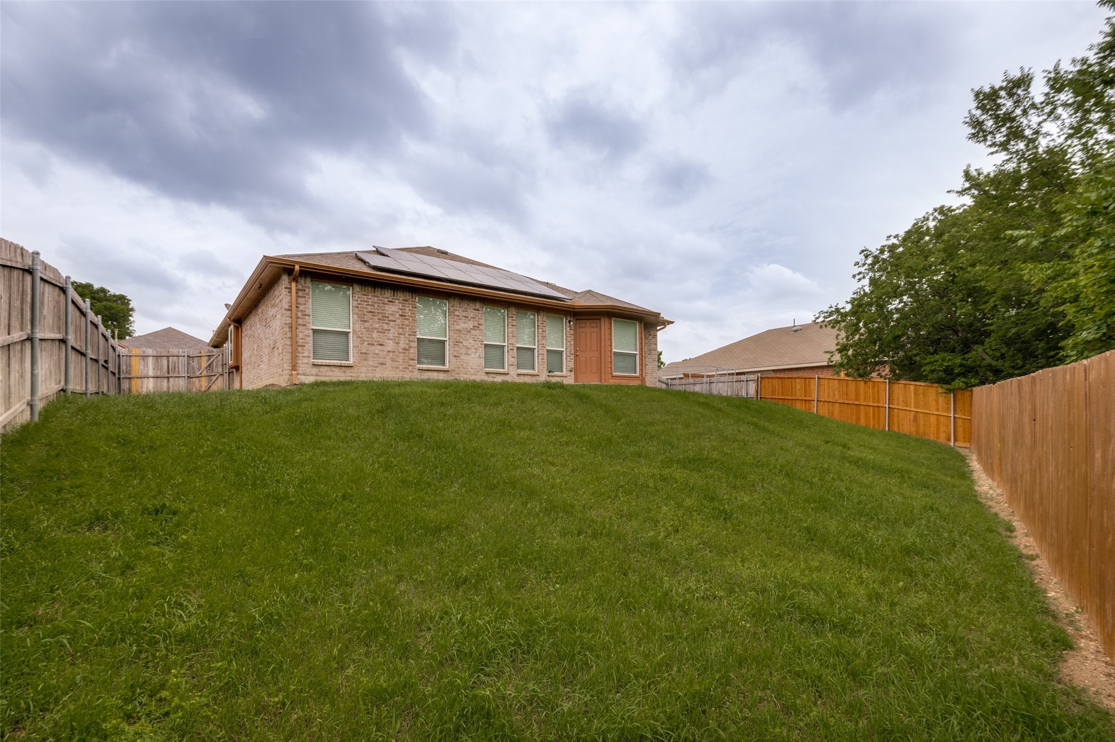 7813 Oak Garden Trail Dallas TX 75232