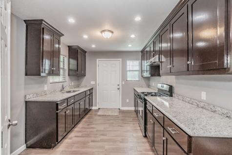 4421 Mccart Avenue Fort Worth TX 76115