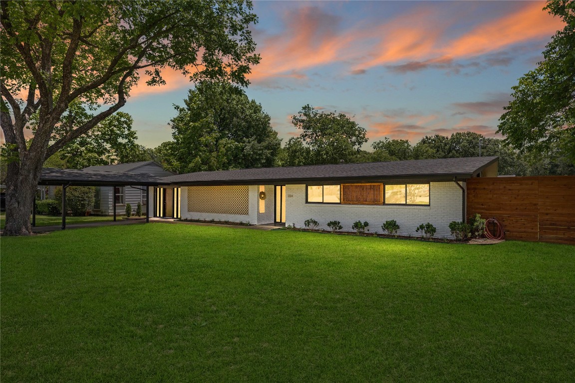 1314 Ferris Avenue Waxahachie TX 75165