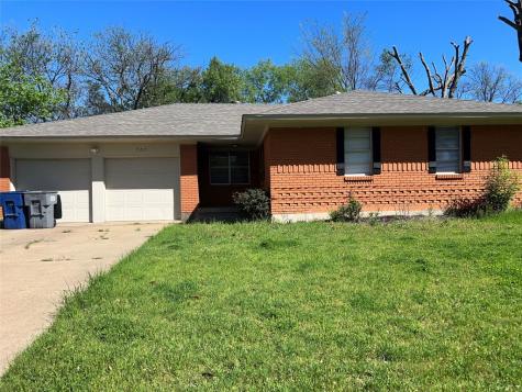 707 Willowood Lane Lancaster TX 75134
