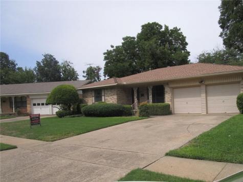 2533 Robin Lane Garland TX 75041