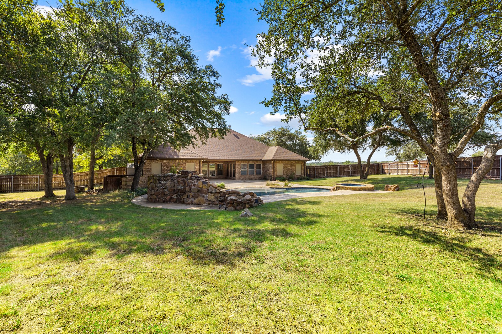 1865 Austin Hines Drive China Spring TX 76633