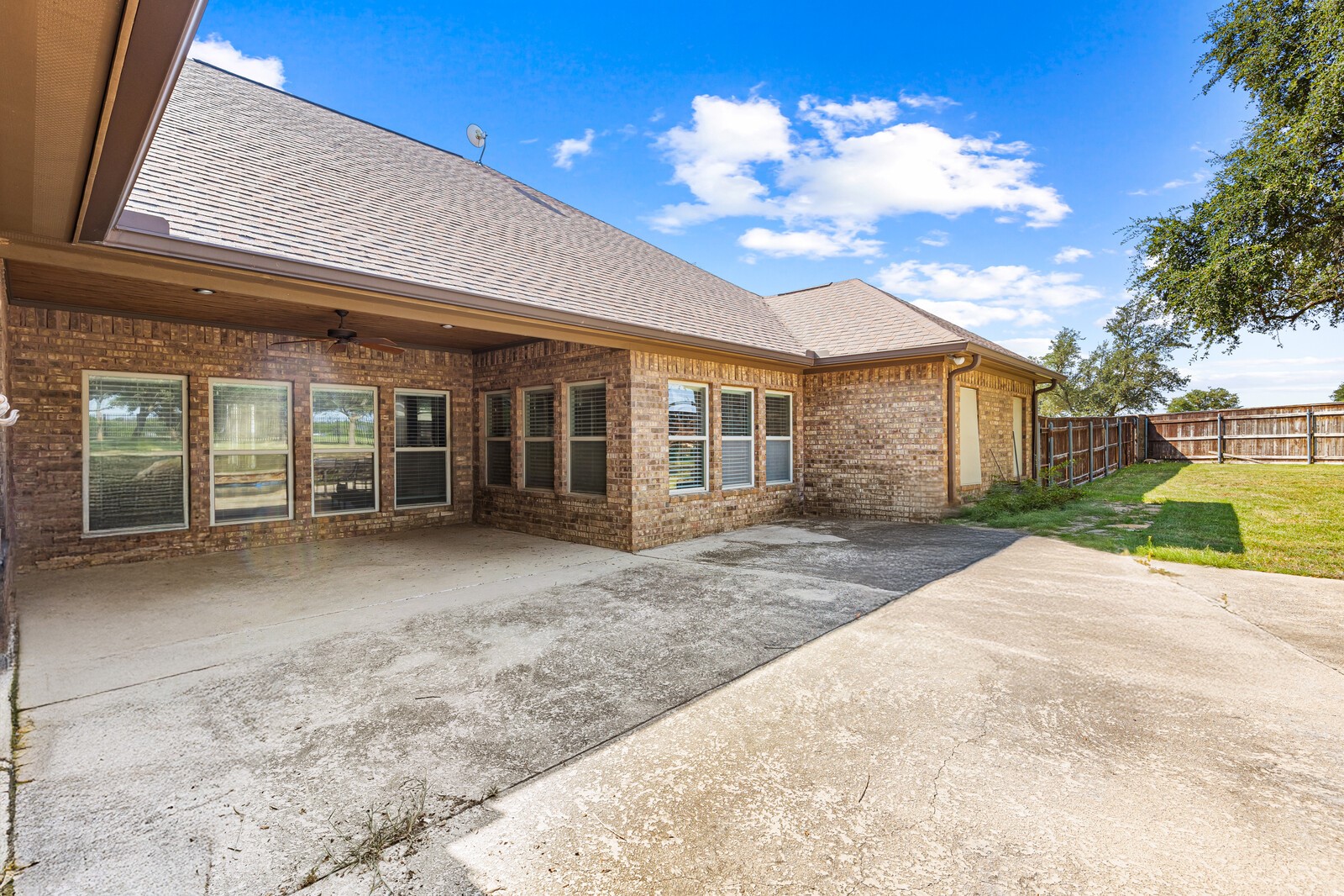 1865 Austin Hines Drive China Spring TX 76633