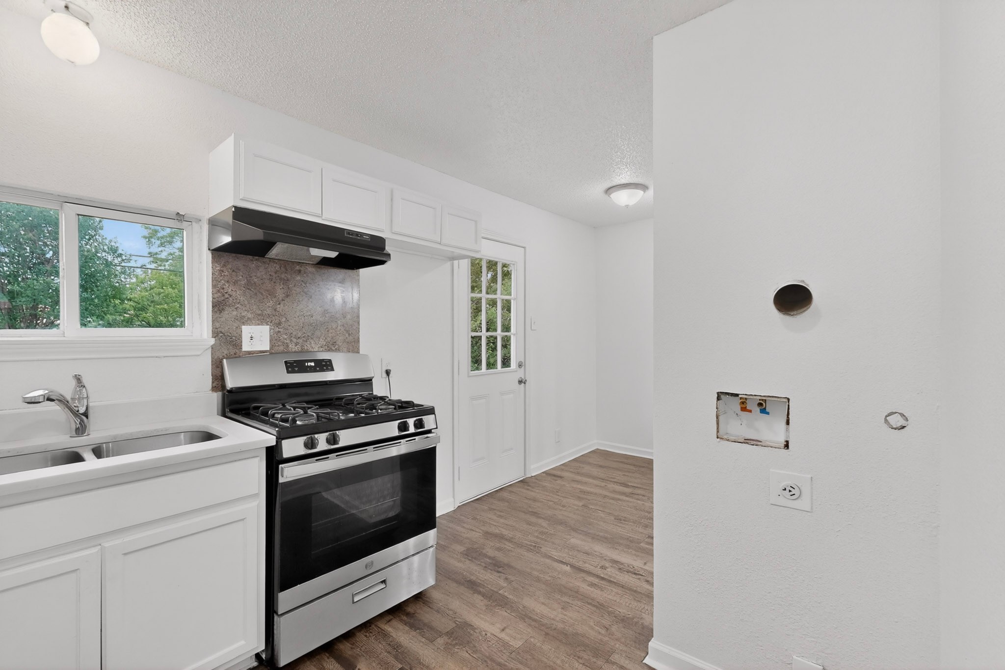 3018 51st Street Dallas TX 75216