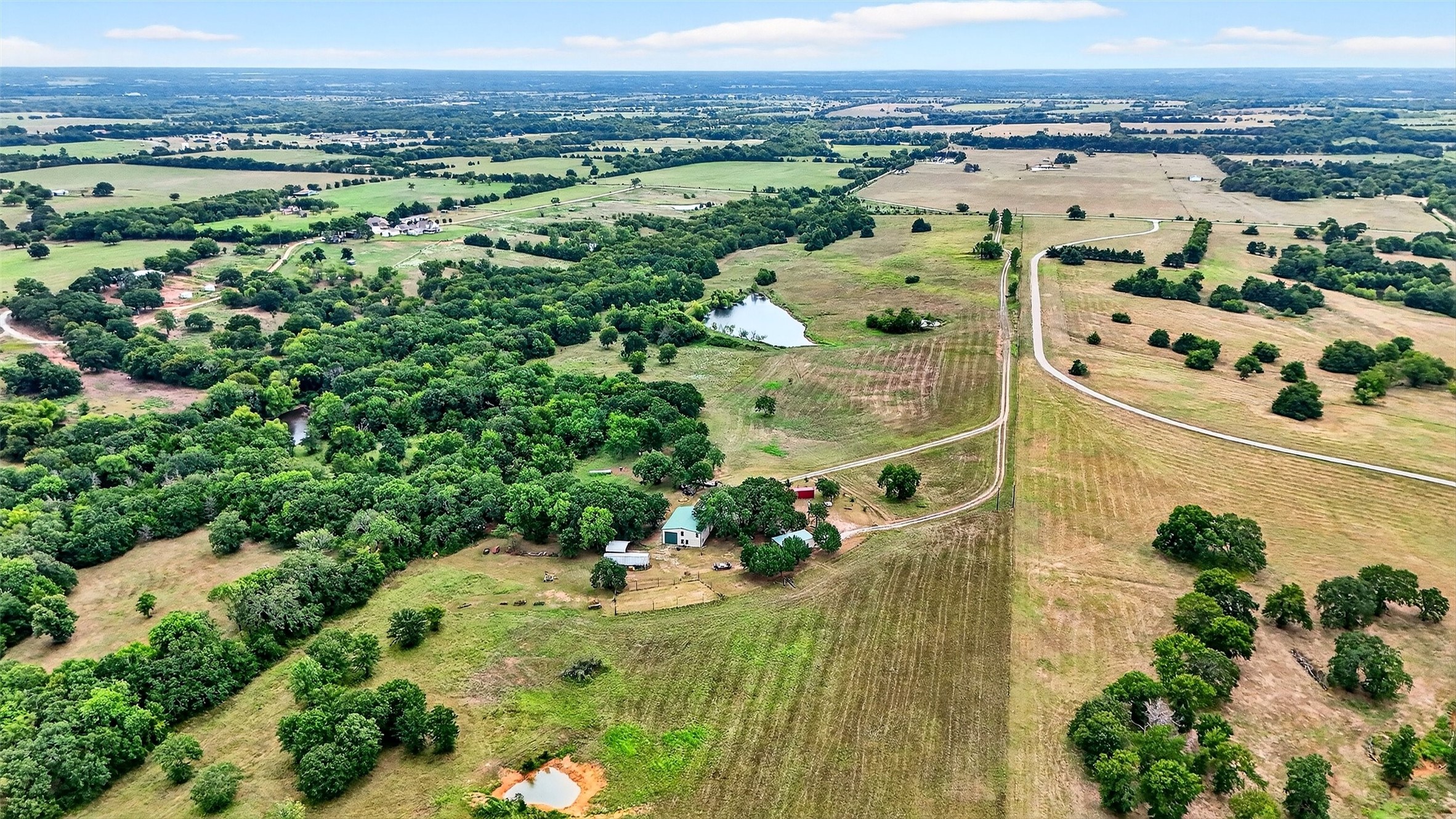 1200 County Road 1215 Savoy TX 75479