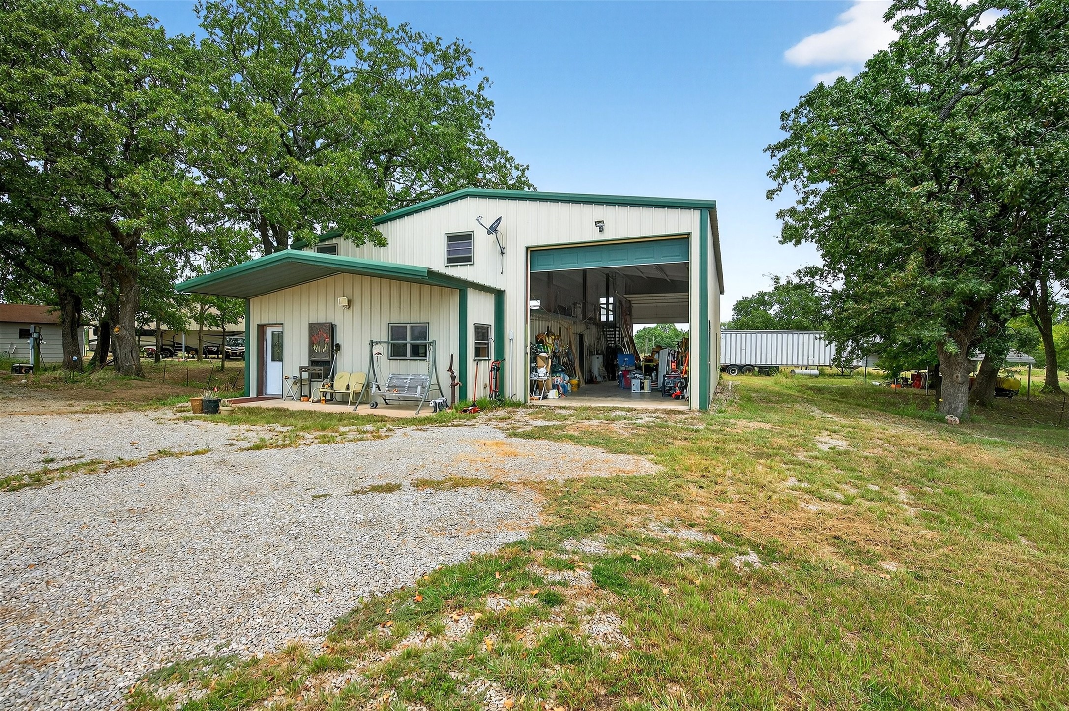 1200 County Road 1215 Savoy TX 75479