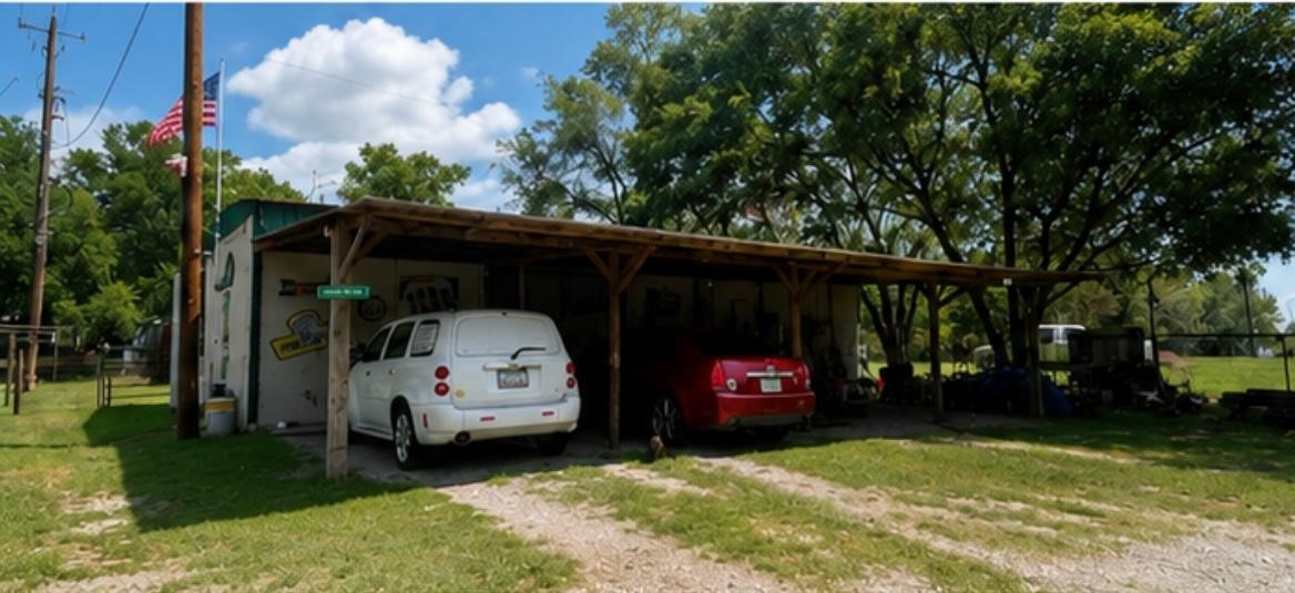 1271 Central Avenue Newark TX 76071