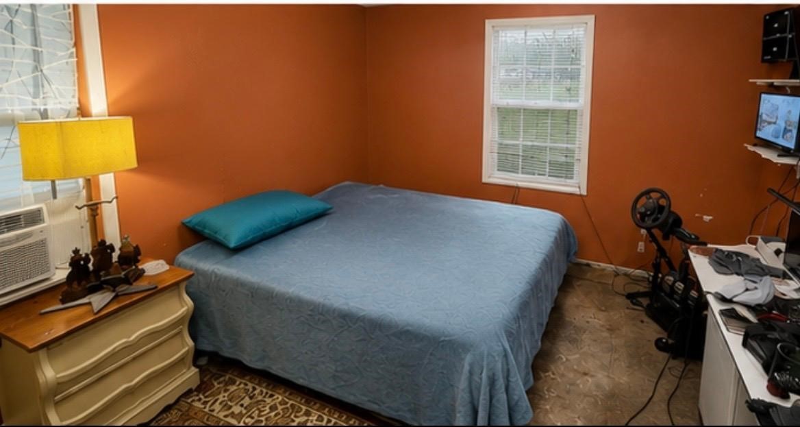 1271 Central Avenue Newark TX 76071