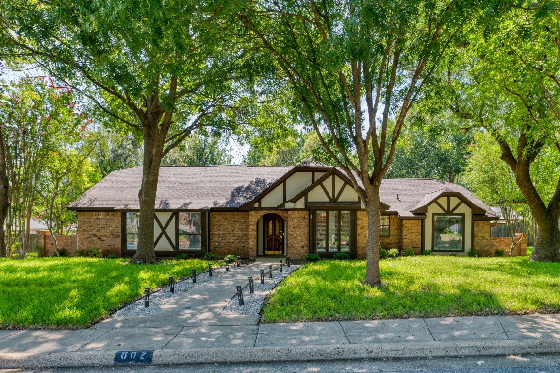 802 Olympia Drive Duncanville TX 75137