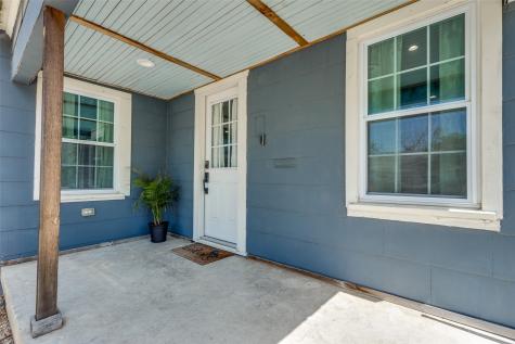 1115 Yale Street River Oaks TX 76114