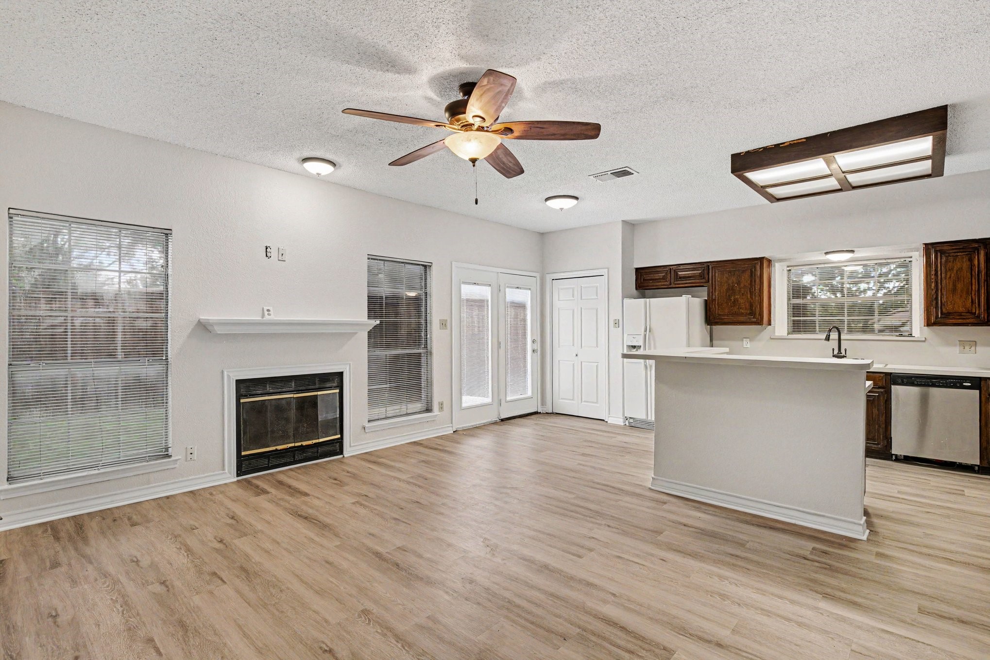 7654 Moss Court North Richland Hills TX 76182