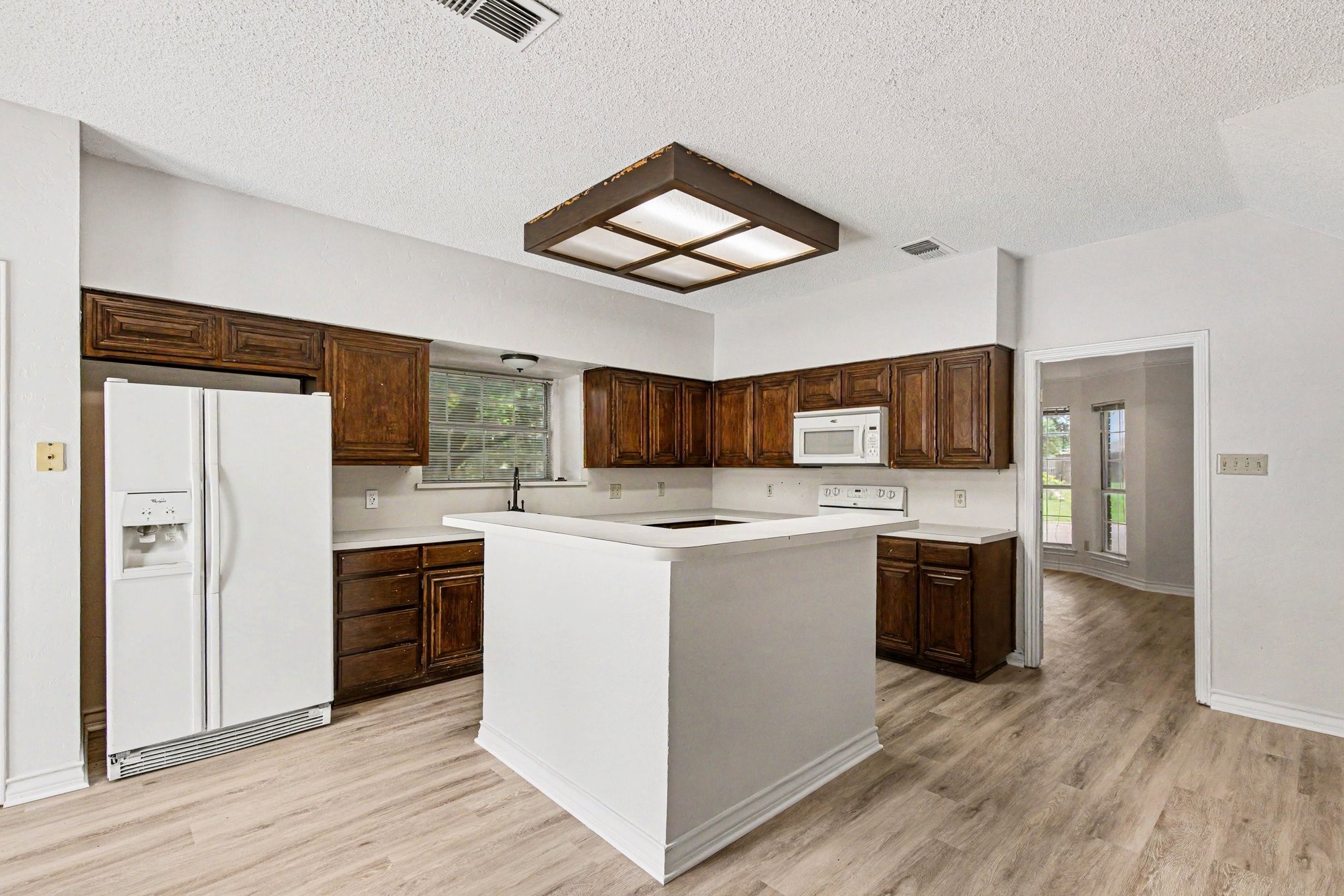 7654 Moss Court North Richland Hills TX 76182