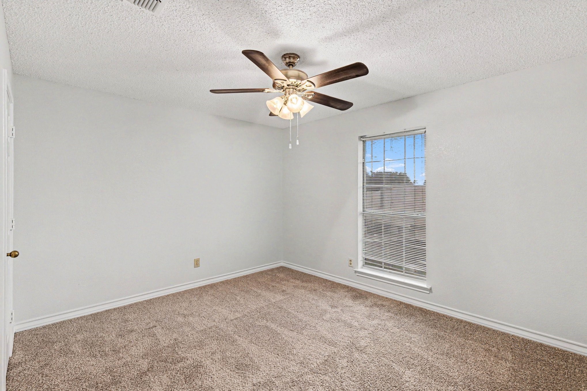 7654 Moss Court North Richland Hills TX 76182