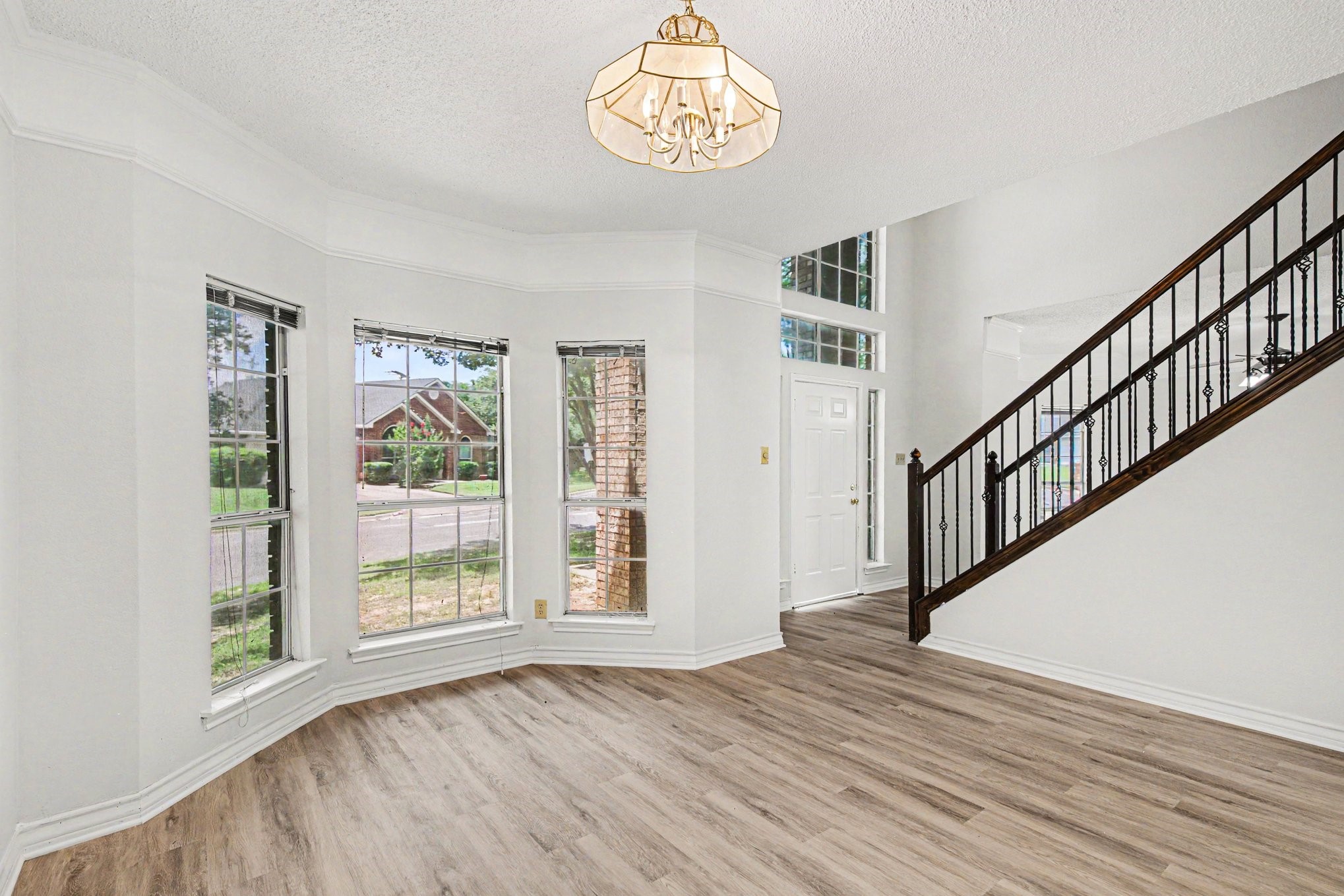 7654 Moss Court North Richland Hills TX 76182
