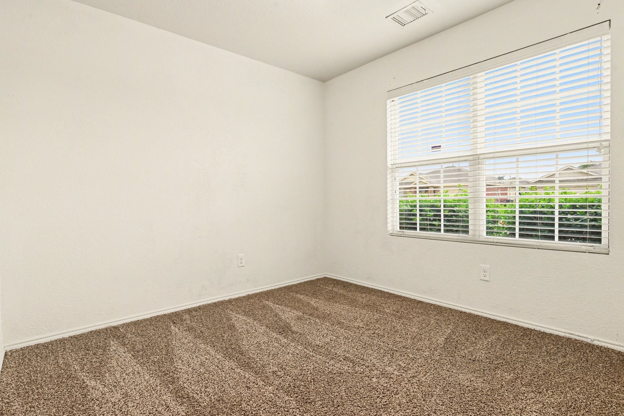 246 Willow Creek Lane Terrell TX 75160