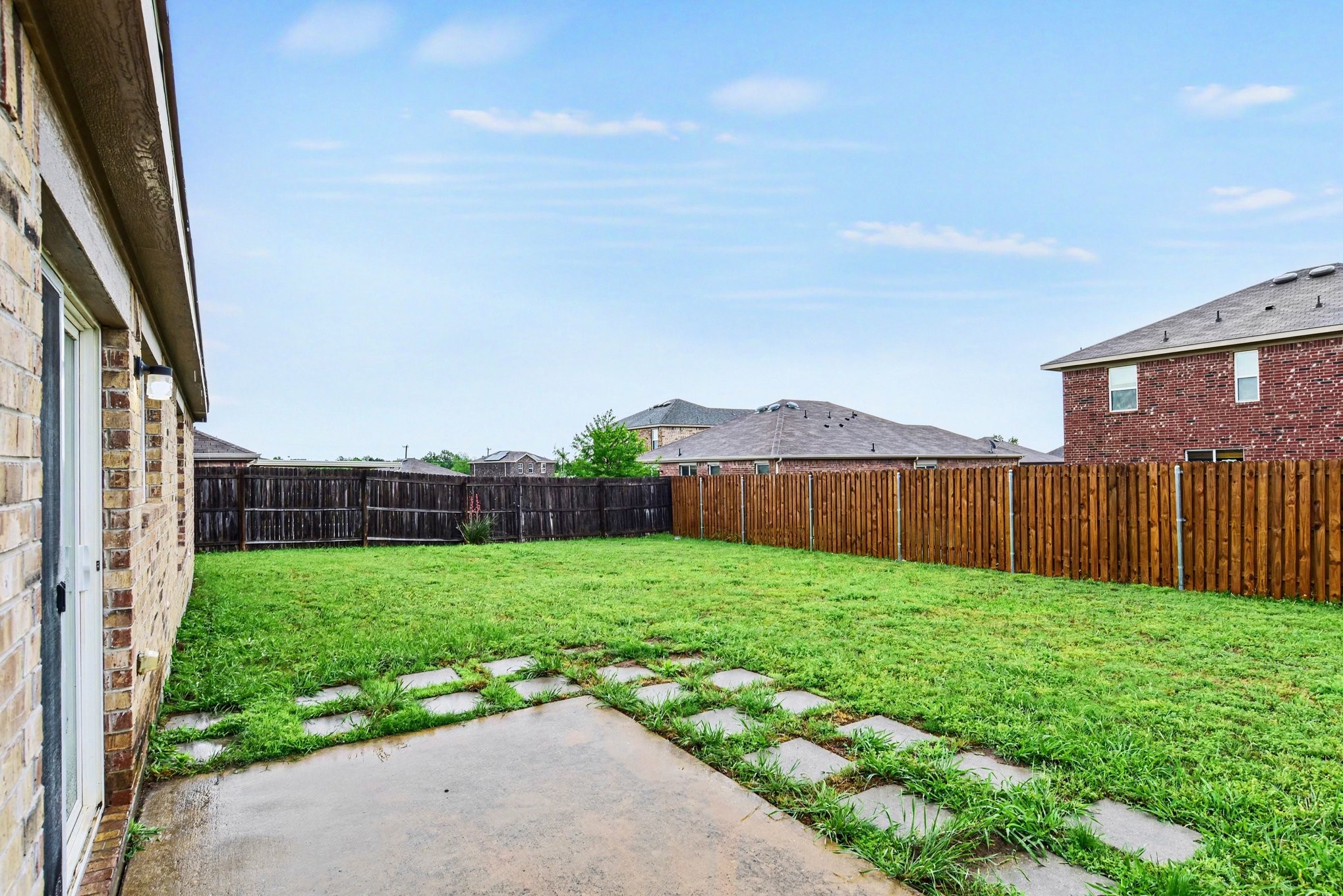 246 Willow Creek Lane Terrell TX 75160