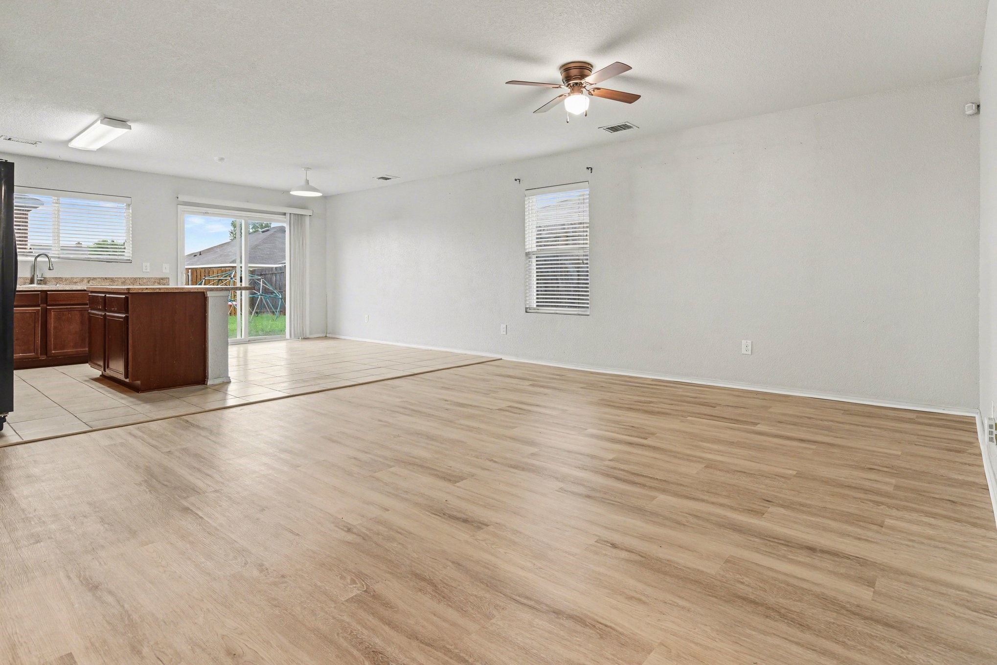 246 Willow Creek Lane Terrell TX 75160