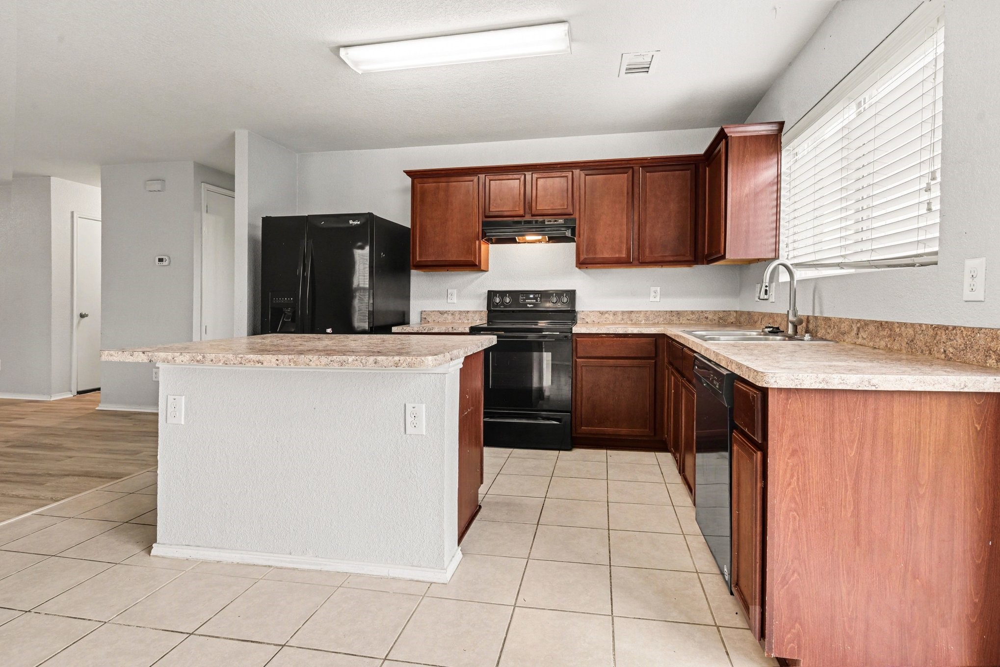 246 Willow Creek Lane Terrell TX 75160
