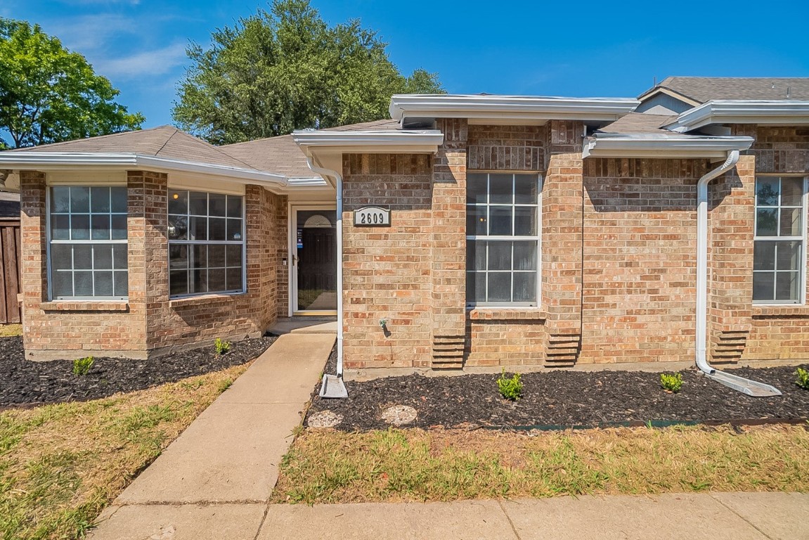 2609 Silver Creek Court Garland TX 75040