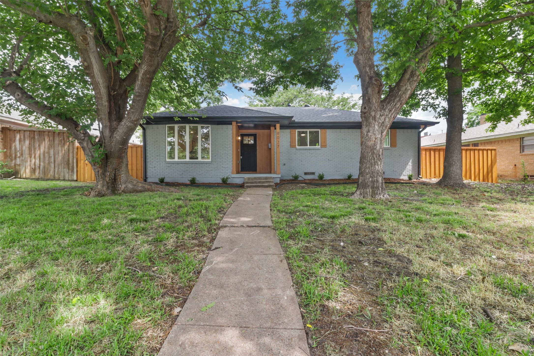 8027 Greenhollow Lane Dallas TX 75240