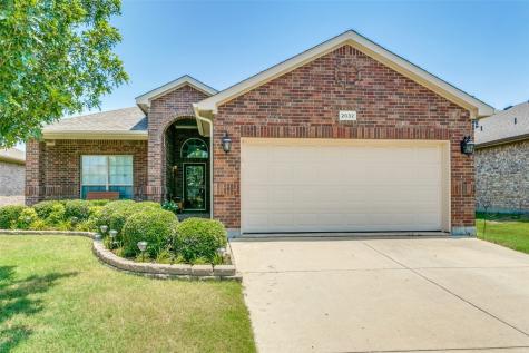 2032 Frosted Willow Lane Fort Worth TX 76177