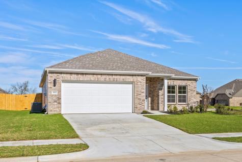 1001 Park Oak Lane Crowley TX 76036