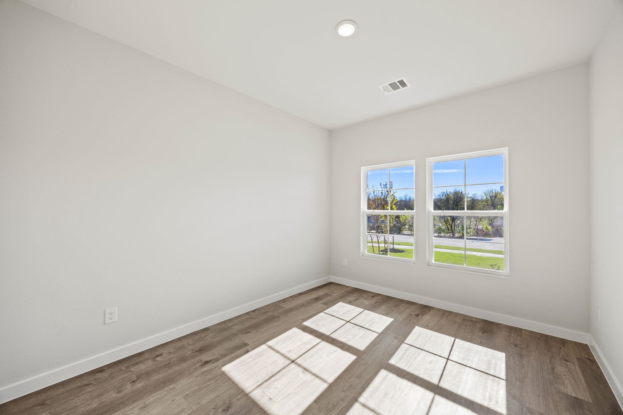 1001 Park Oak Lane Crowley TX 76036