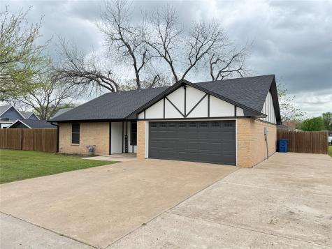 908 Church Street Sanger TX 76266