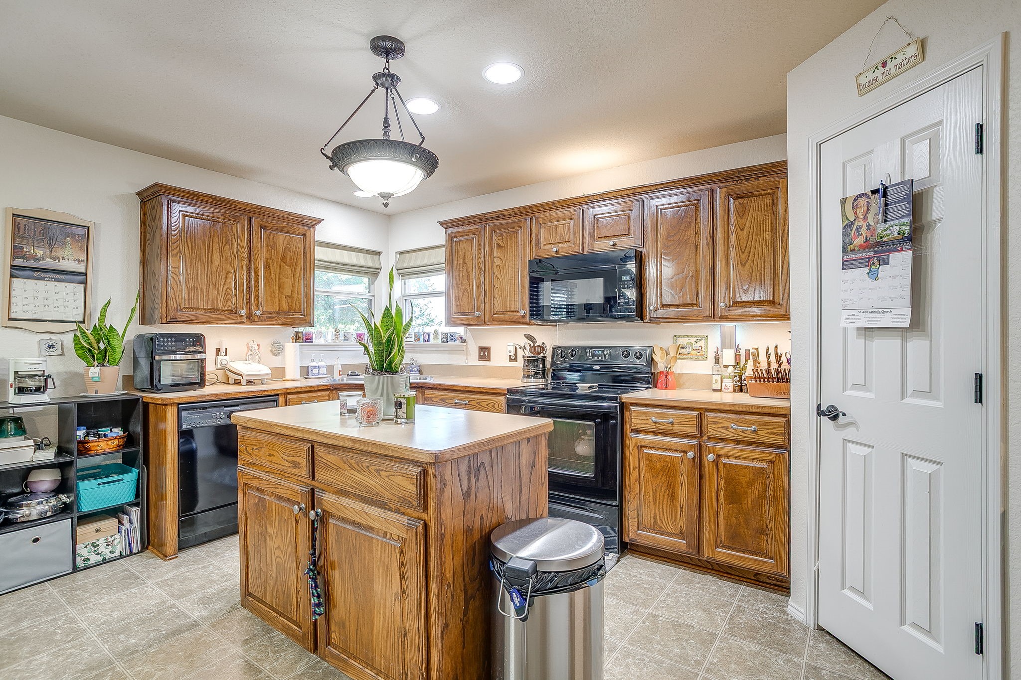 725 Snapper Drive Burleson TX 76028